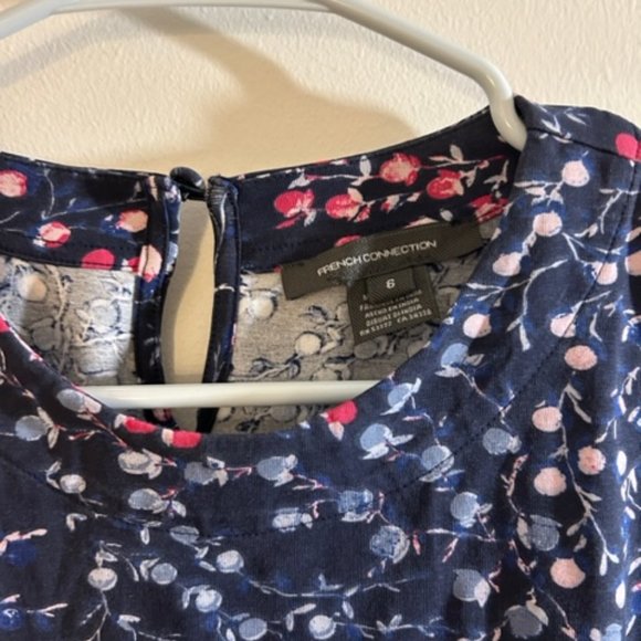 French Connection Navy Floral bodycon dress - Size 6 - Picture 2 of 3